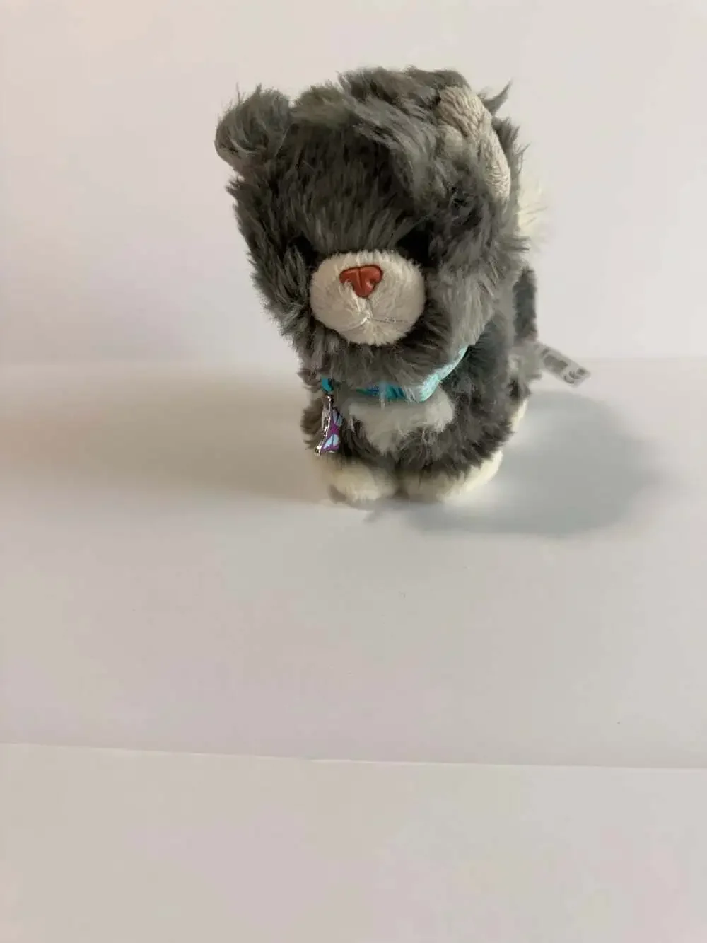 American Girl Gray and White Kitten Plush Pet with Movable Legs FFD67